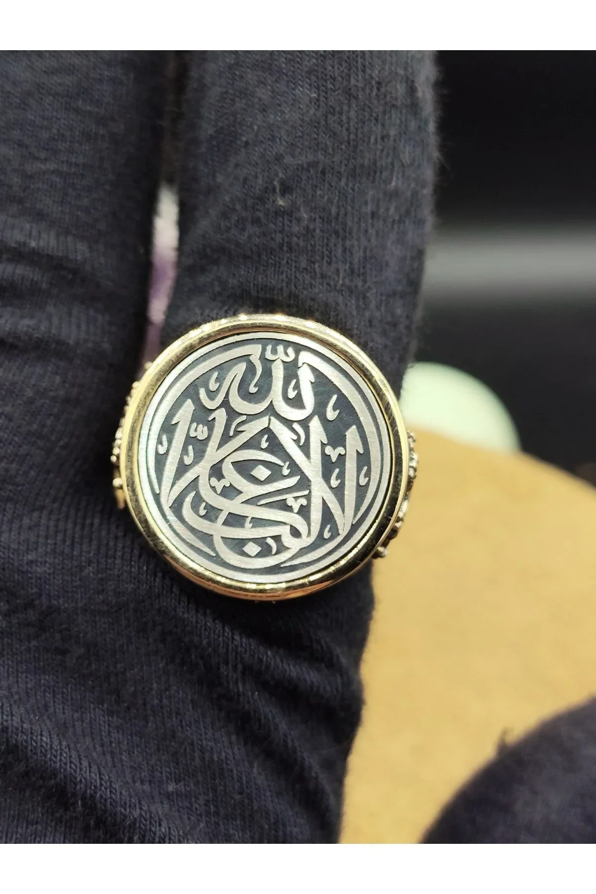 Erkek Gümüş Yüzük Allah Yazılı Hat Sanatı Motifli 925 Ayar